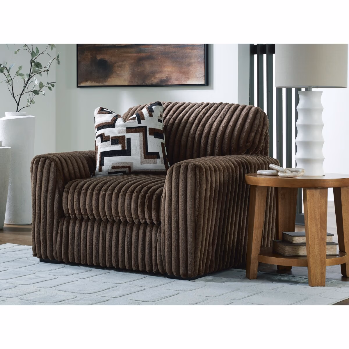 Midnight-Madness Oversized Chair - Image 3