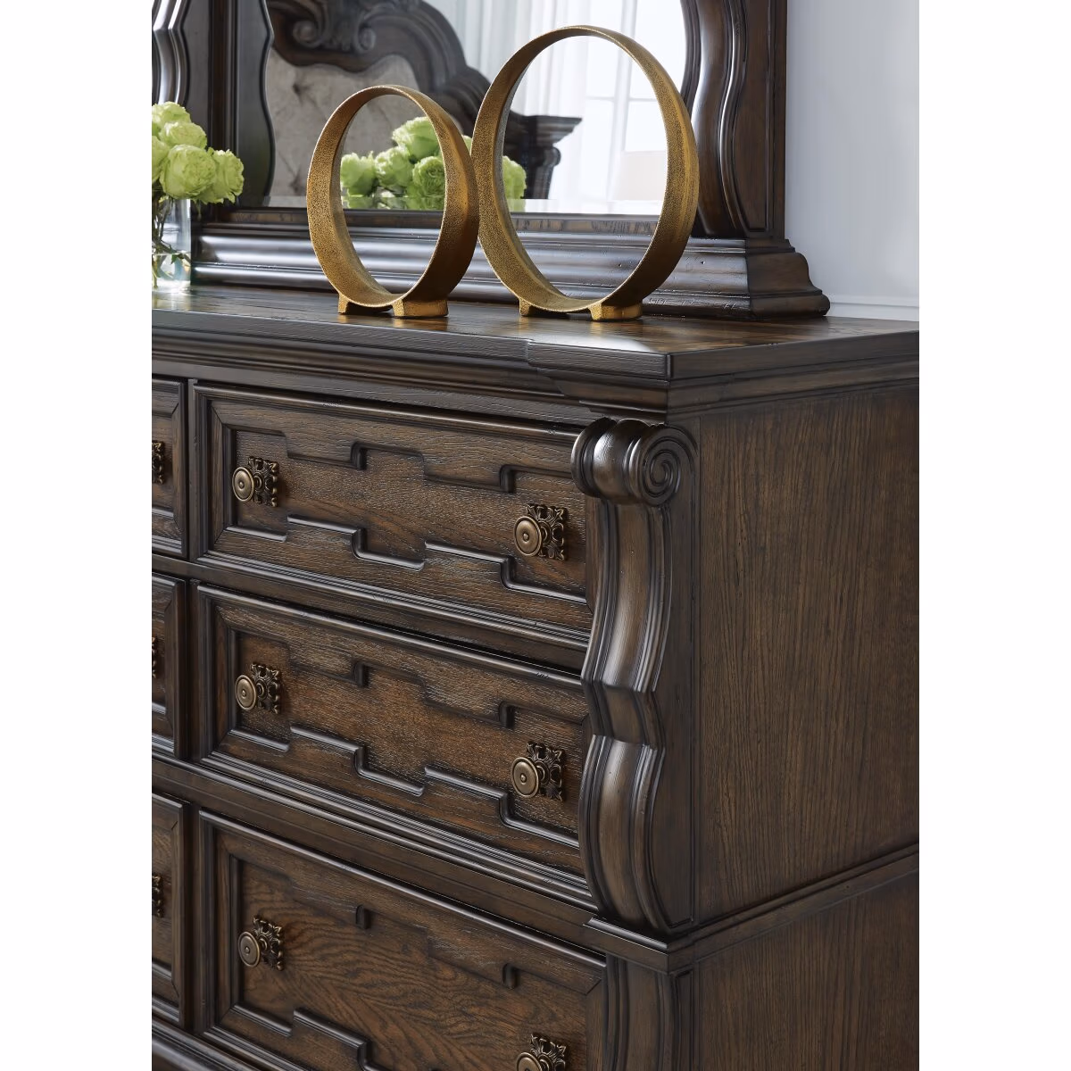 Maylee Dresser - Image 8