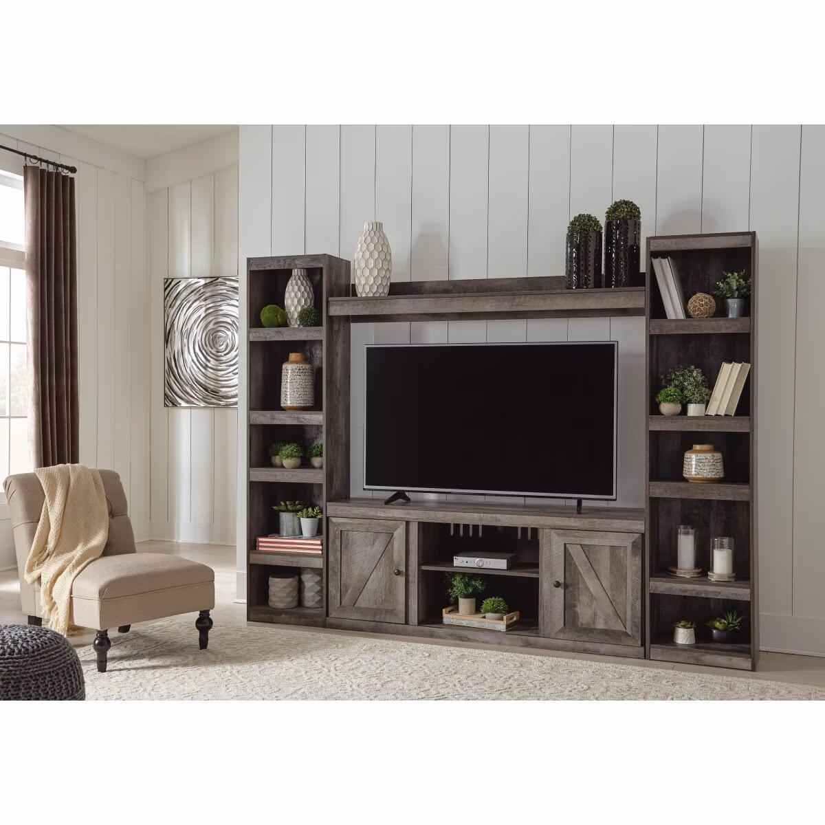 Wynnlow 4-Piece Entertainment Center - Image 2
