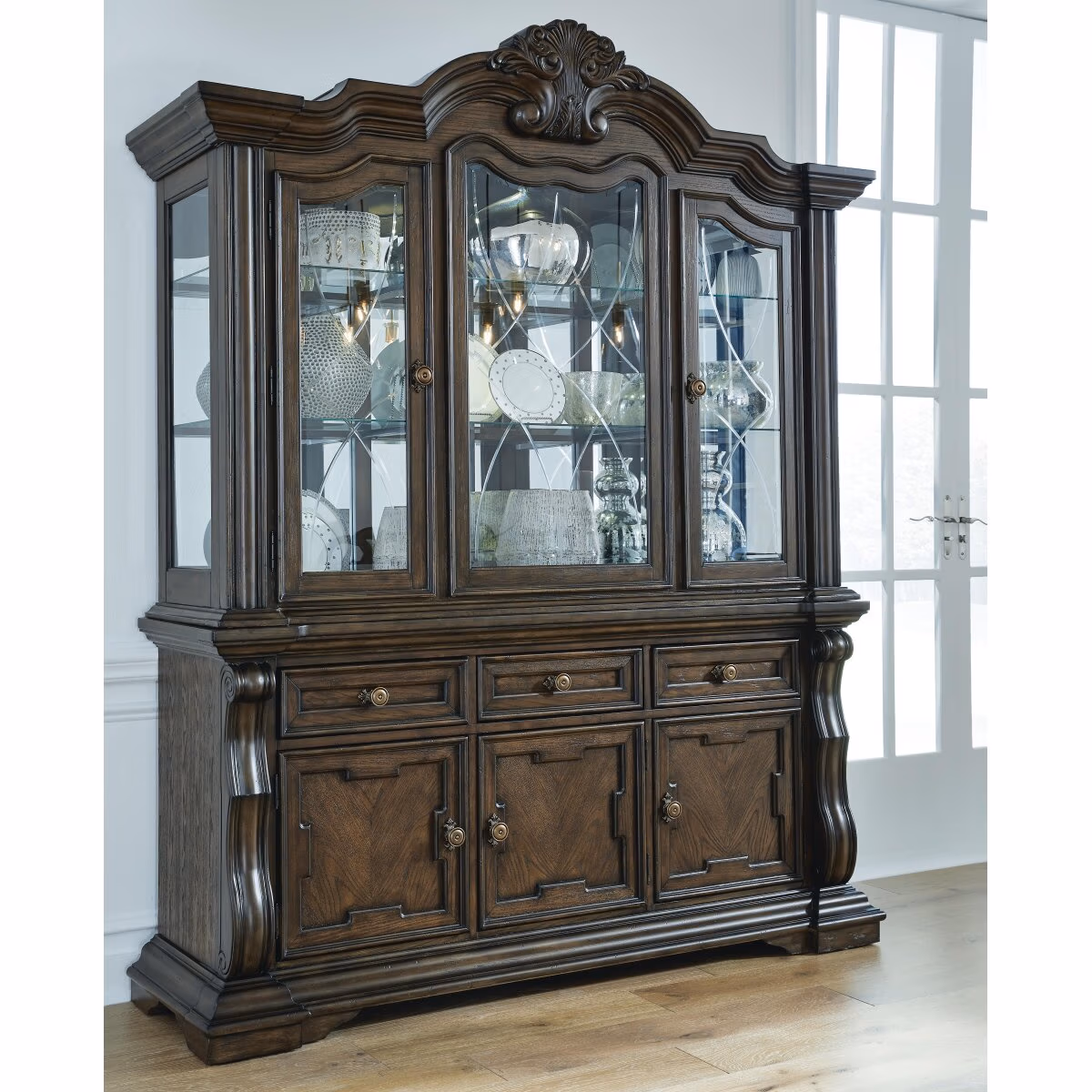 Maylee Dining Buffet and Hutch - Image 3