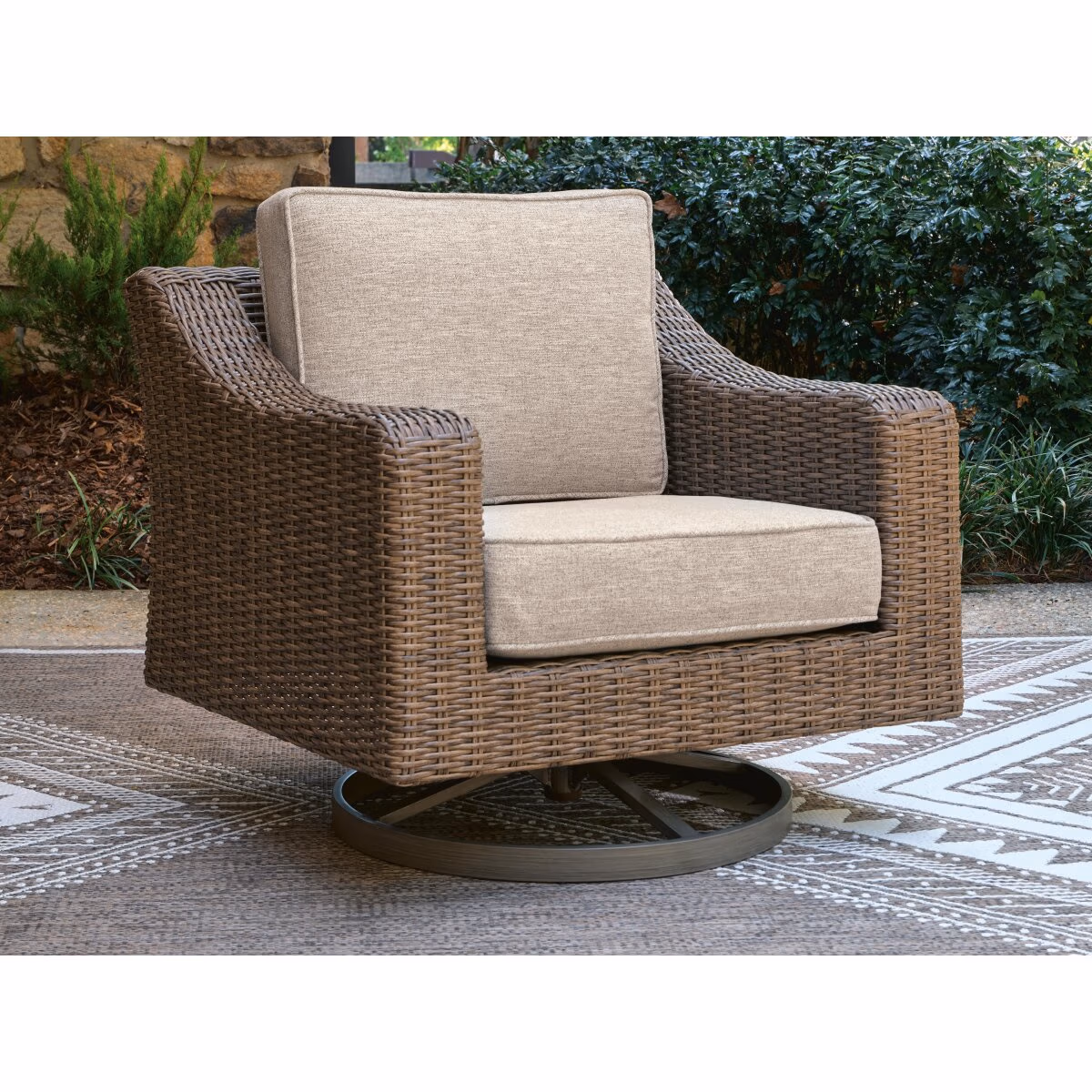 Laguna Heights Swivel Lounge with Cushion - Image 3