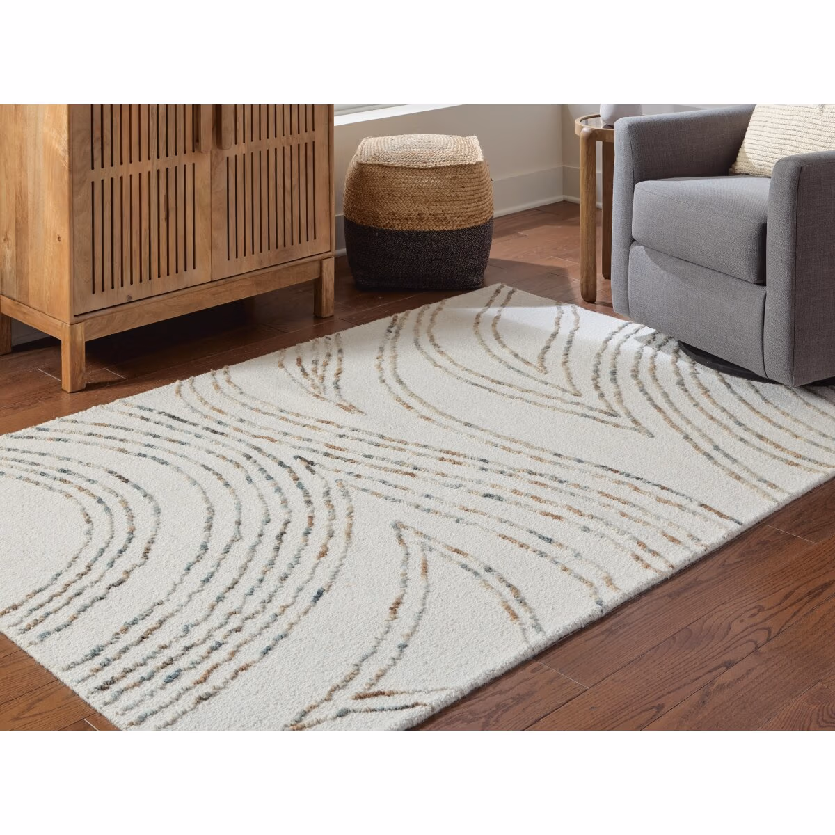 Deenbury 5' x 7' Area Rug - Image 3