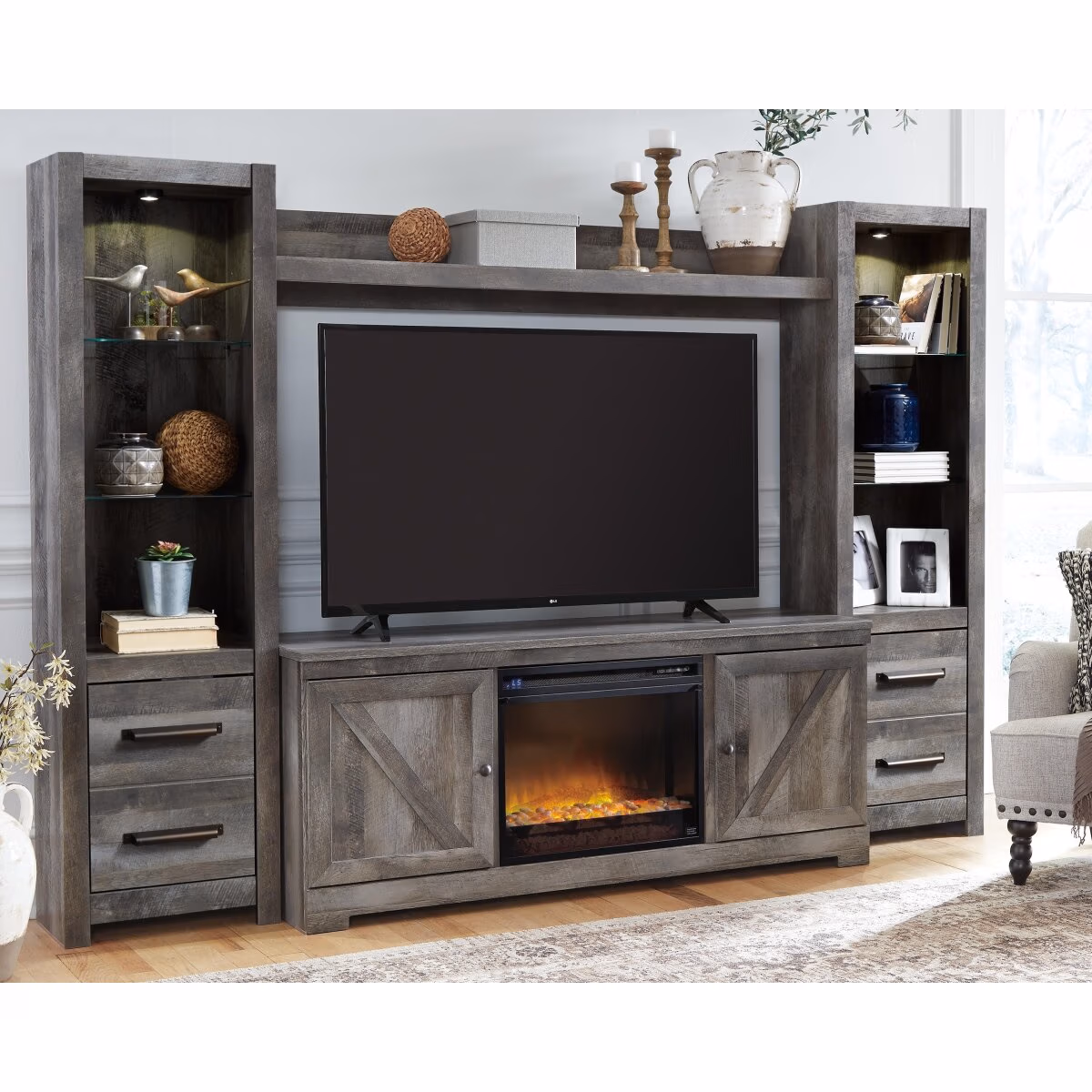Wynnlow 4-Piece Entertainment Center with Electric Fireplace - Image 3