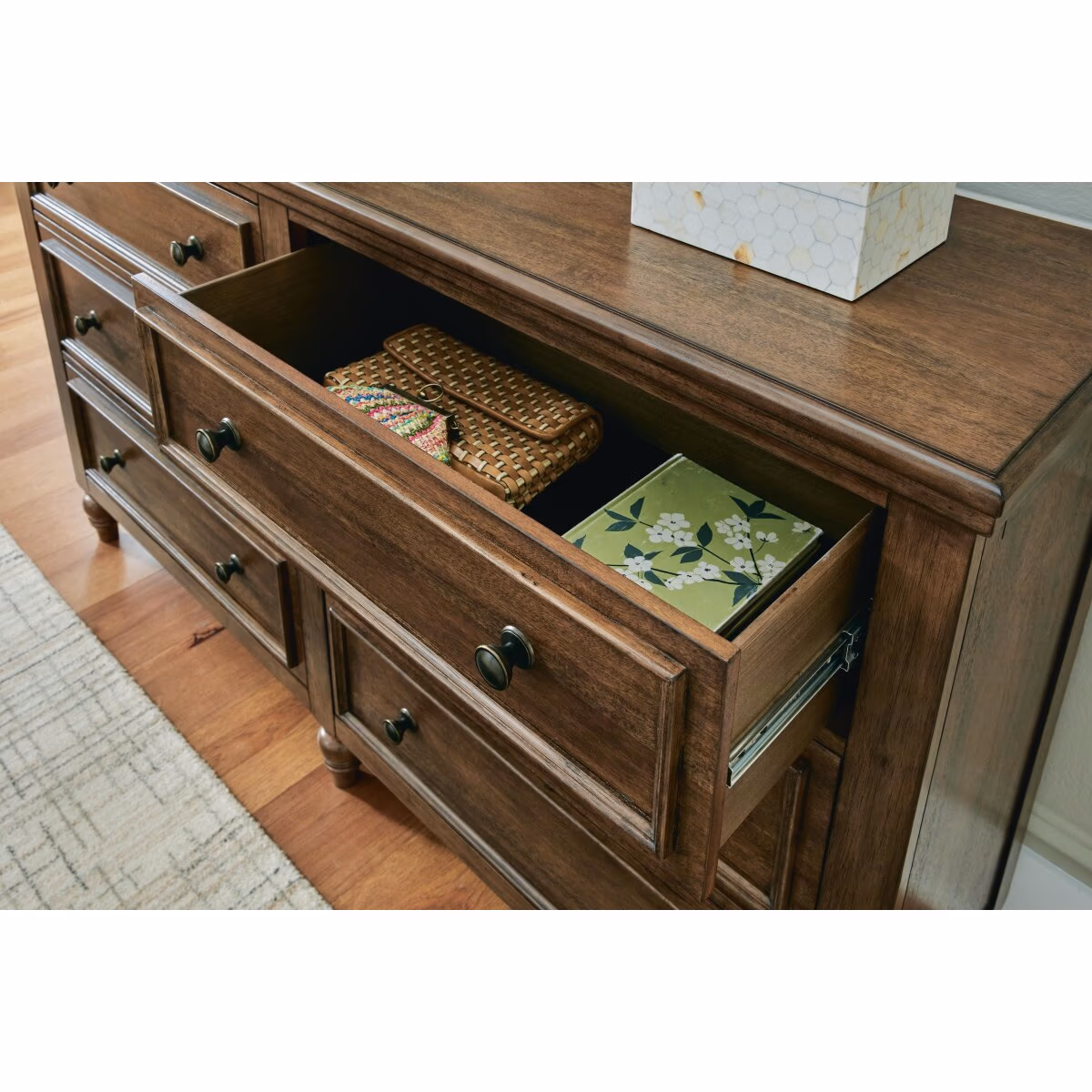 Sturlayne Dresser - Image 9