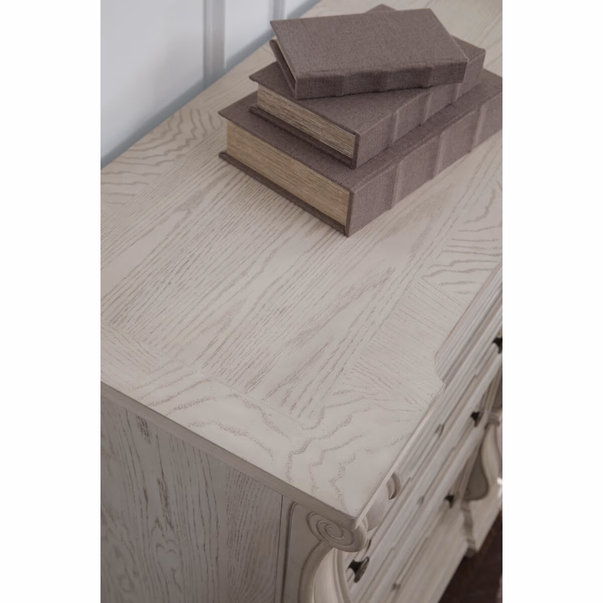 Bruchandi Chest of Drawers - Image 6
