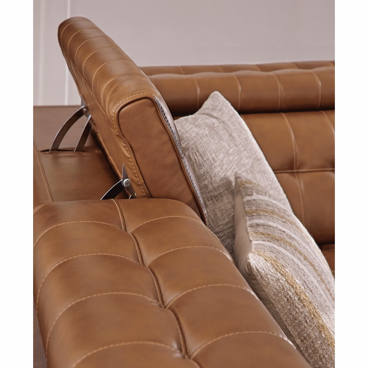 Temmpton 4-Piece Reclining Sectional - Image 5