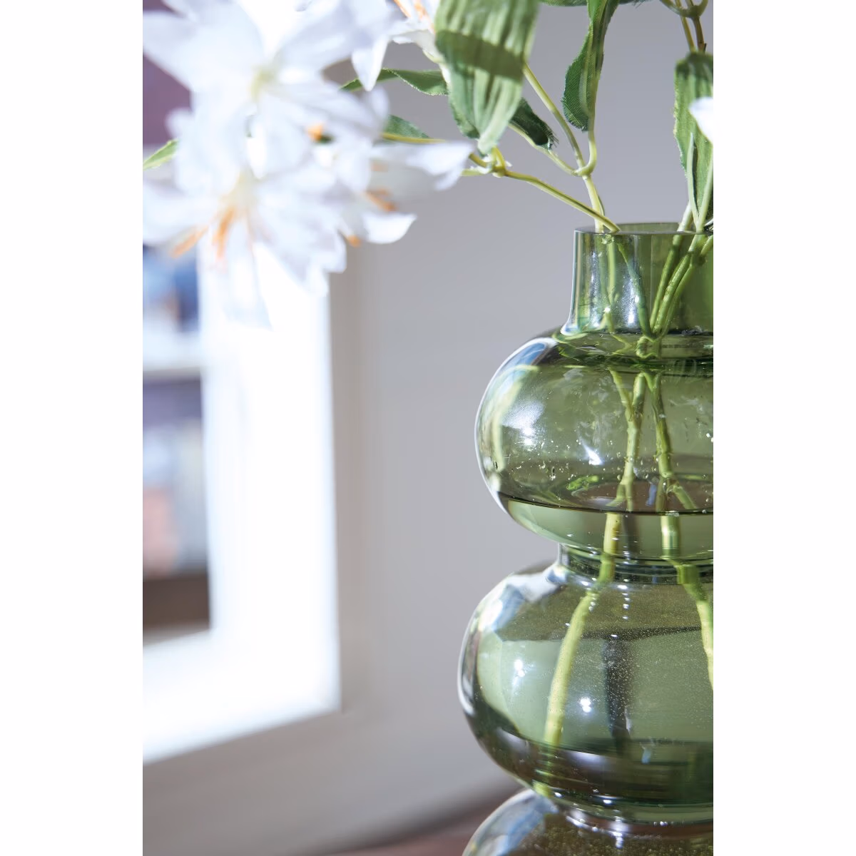 Renethorne Vase - Image 4