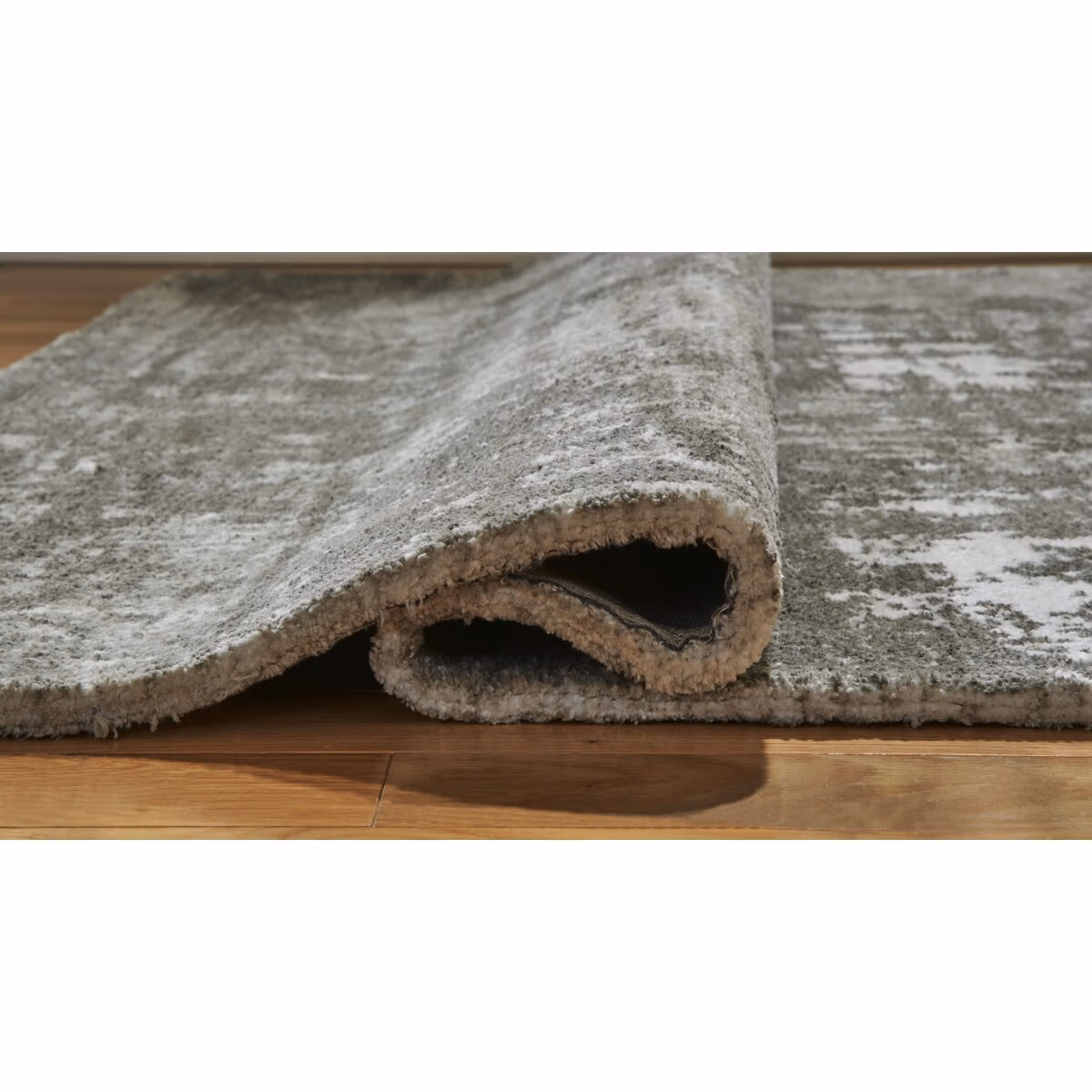 Valmontic 8' x 10' Rug - Image 5