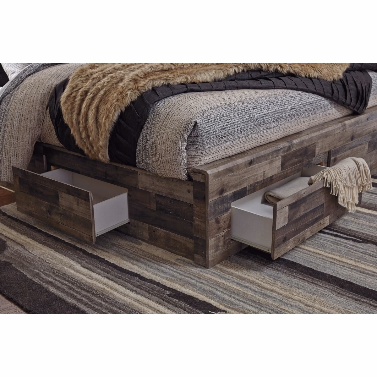 Derekson Queen Panel Bed with 4 Storage Drawers - Image 6