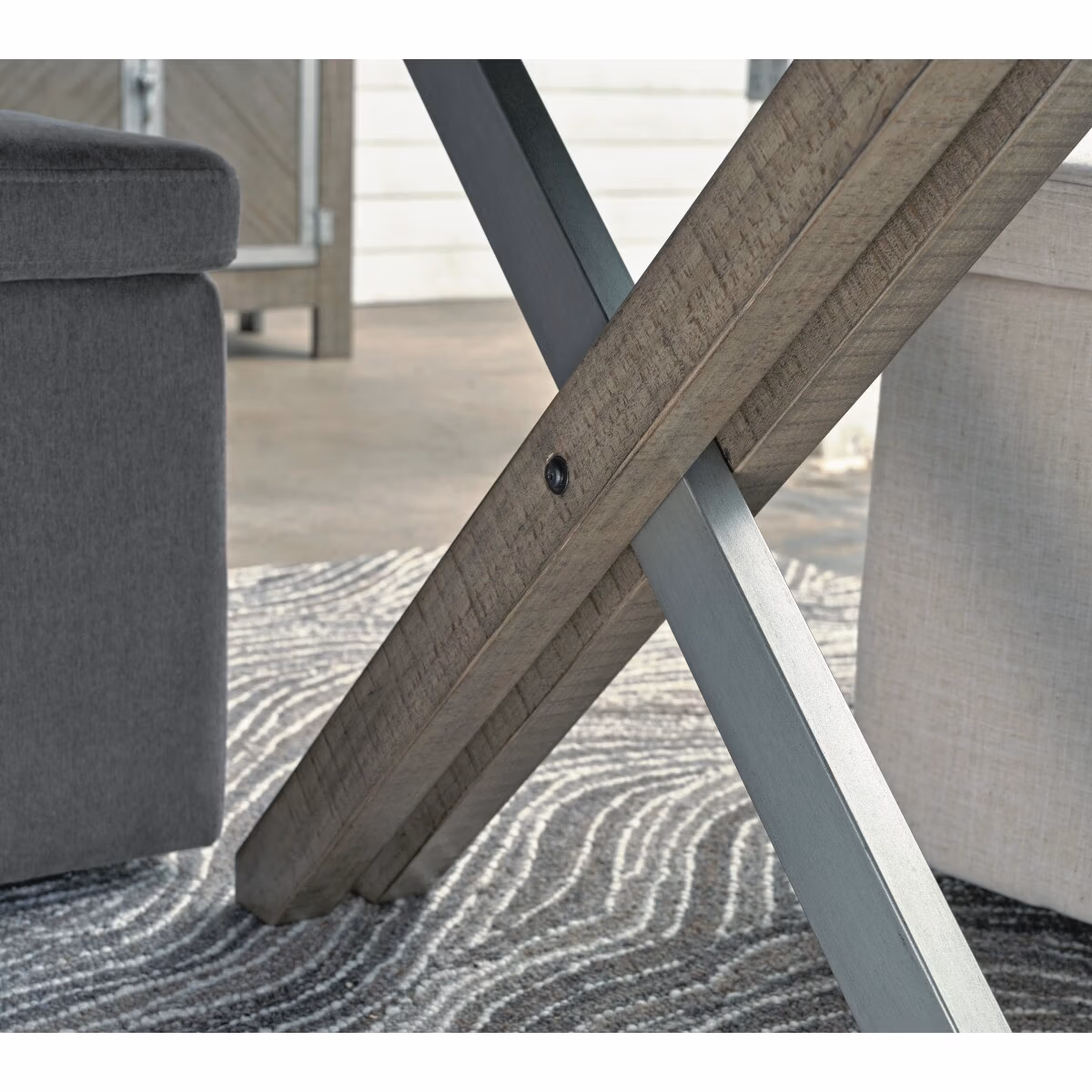 Krystanza Dining Table - Image 7