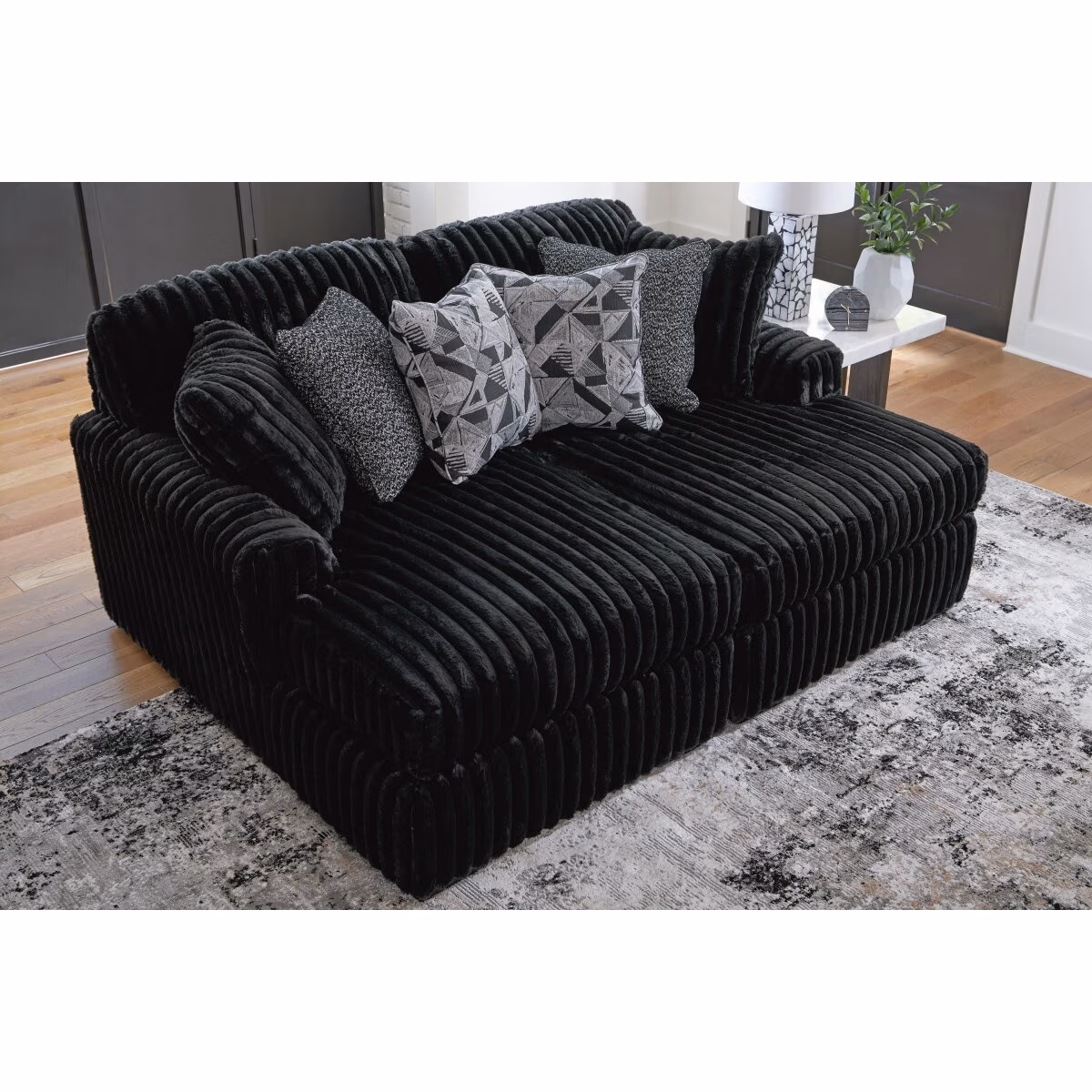 Midnight-Madness Super Chaise - Image 5