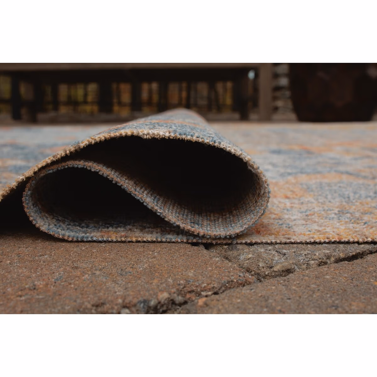 Wraylen 5'3" x 7' Rug - Image 5