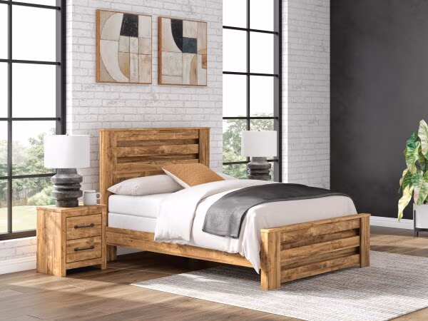 Maystonna Queen Panel Bed - Image 3
