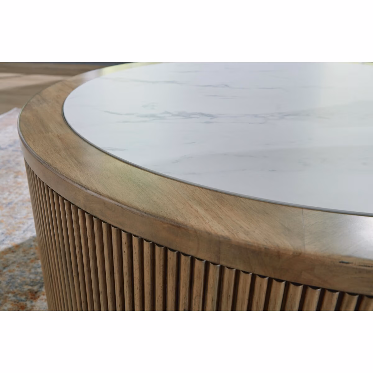 Camdill Coffee Table - Image 5