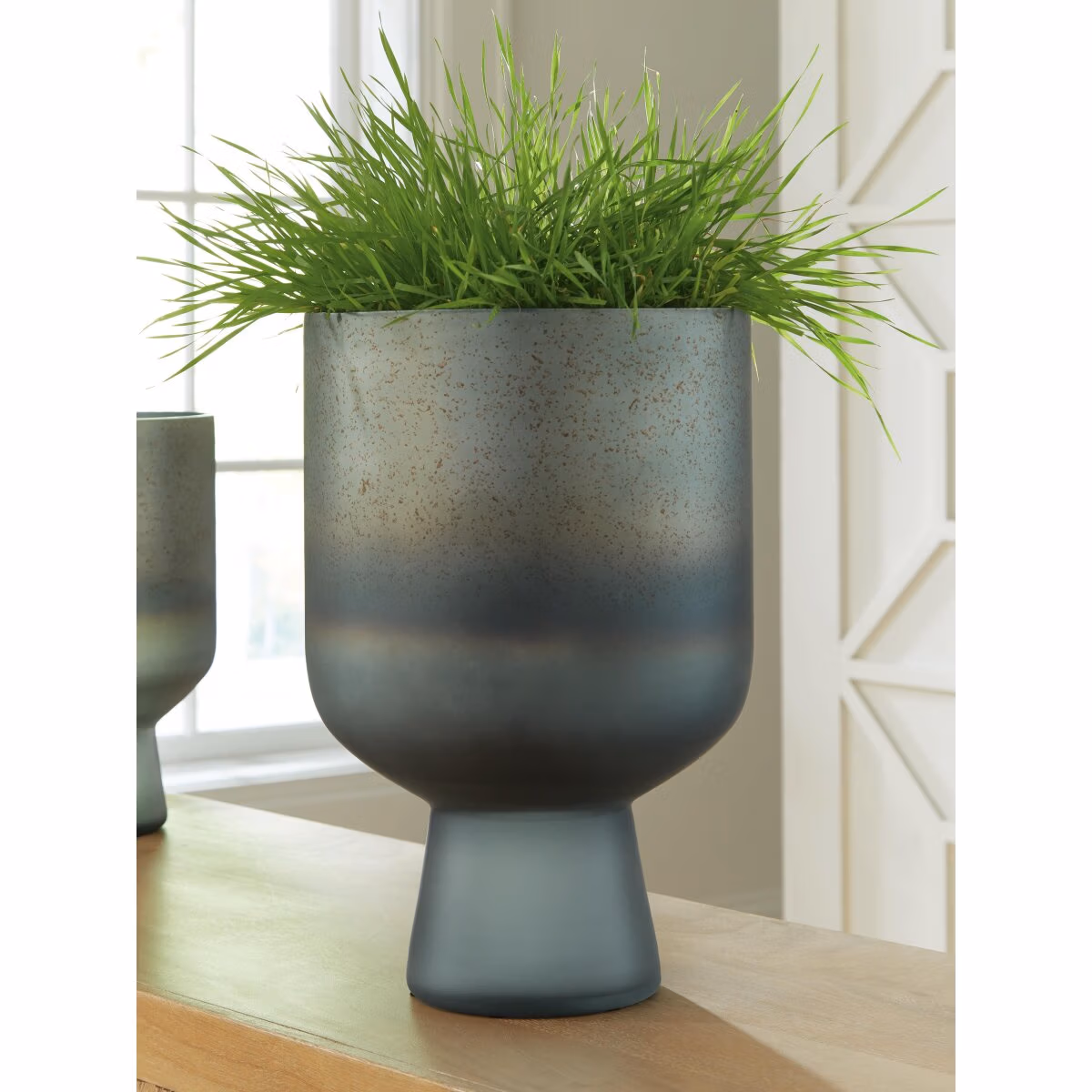 Pennmore Vase - Image 3