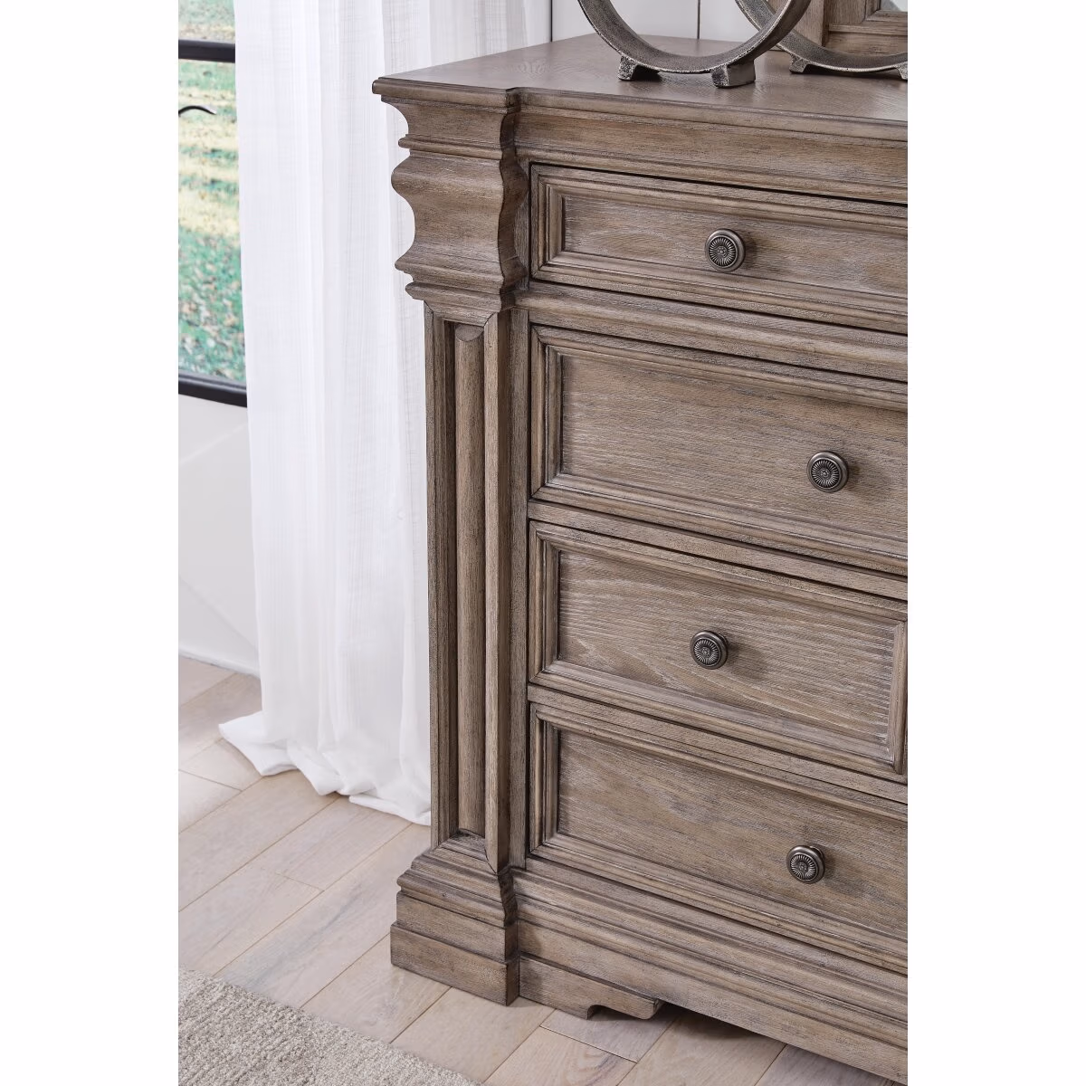 Blairhurst Dresser - Image 8