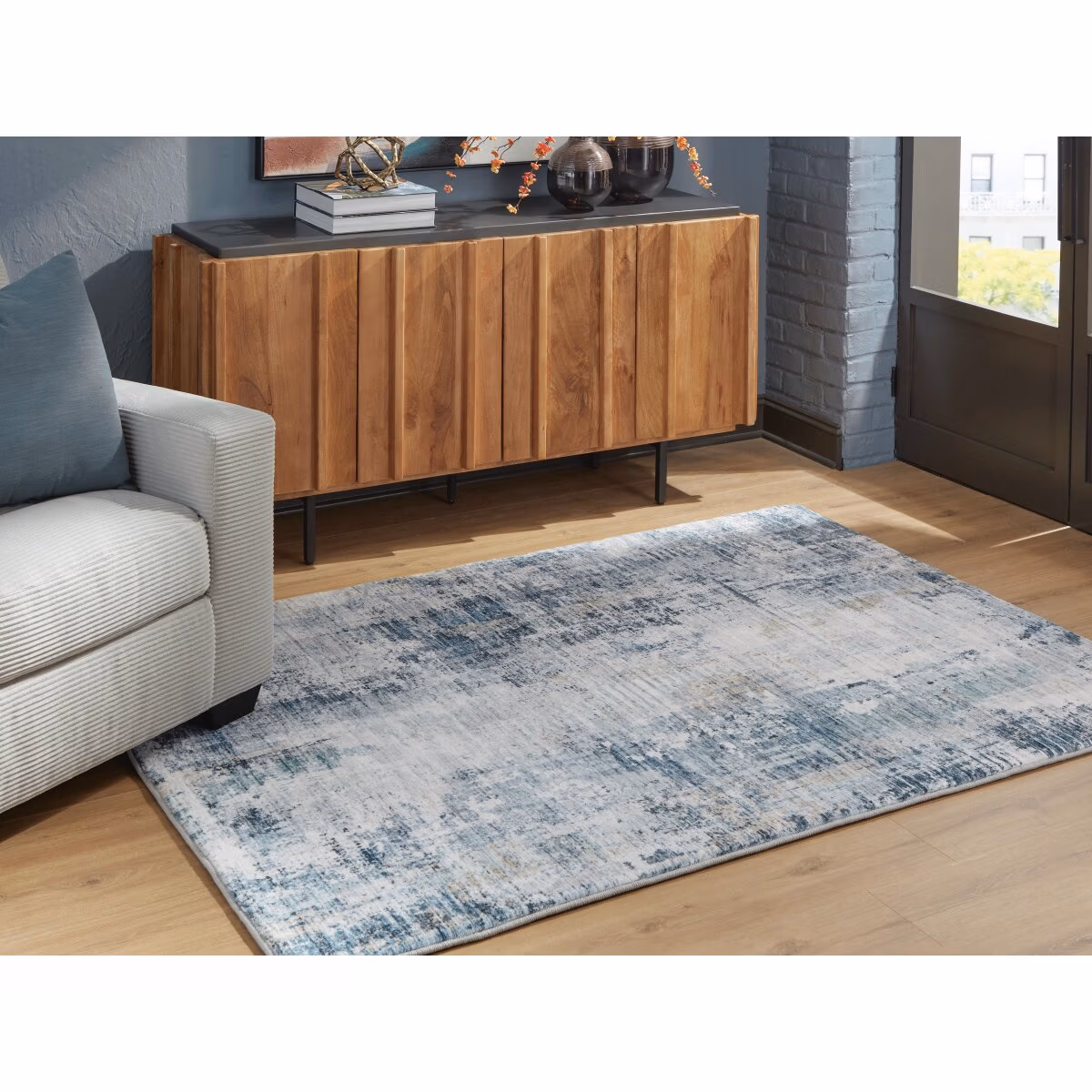 Arlenmont 5' x 7' Memory Foam Area Rug - Image 3