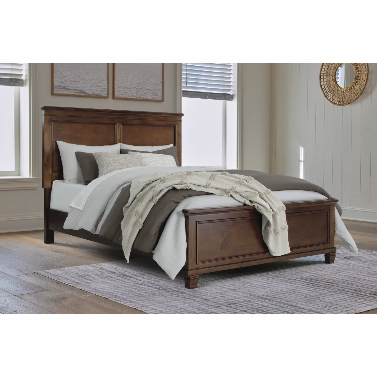 Danabrin Queen Panel Bed - Image 3