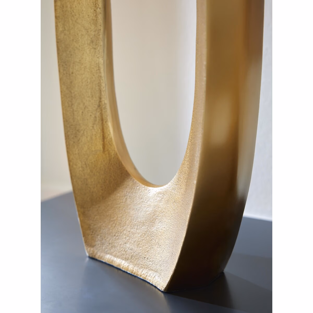 Lawtonville Vase - Image 5