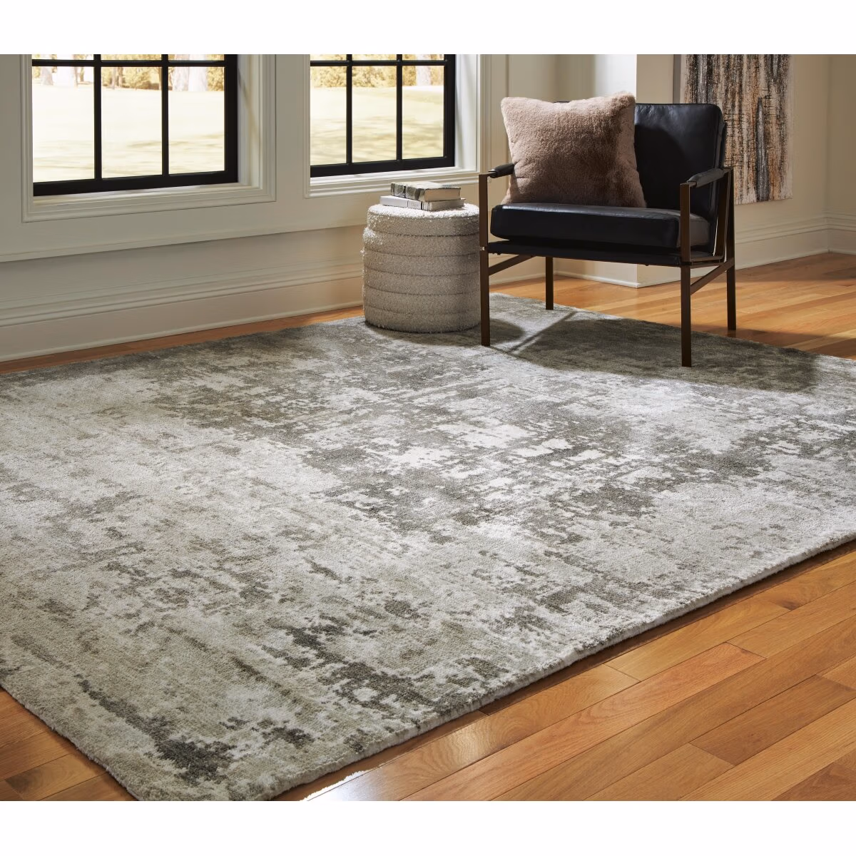 Valmontic 8' x 10' Rug - Image 3