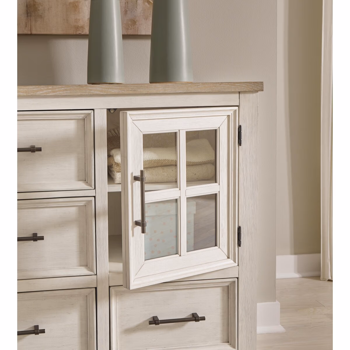 Shaybrock Dresser and Mirror - Image 6
