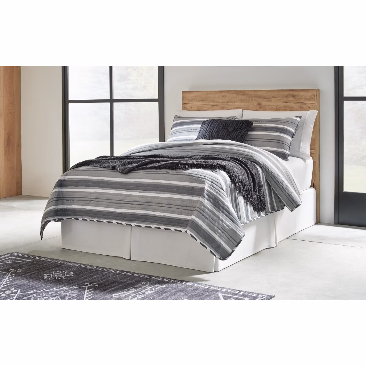 Hyanna Full Panel Headboard, Dresser and Mirror - Image 8