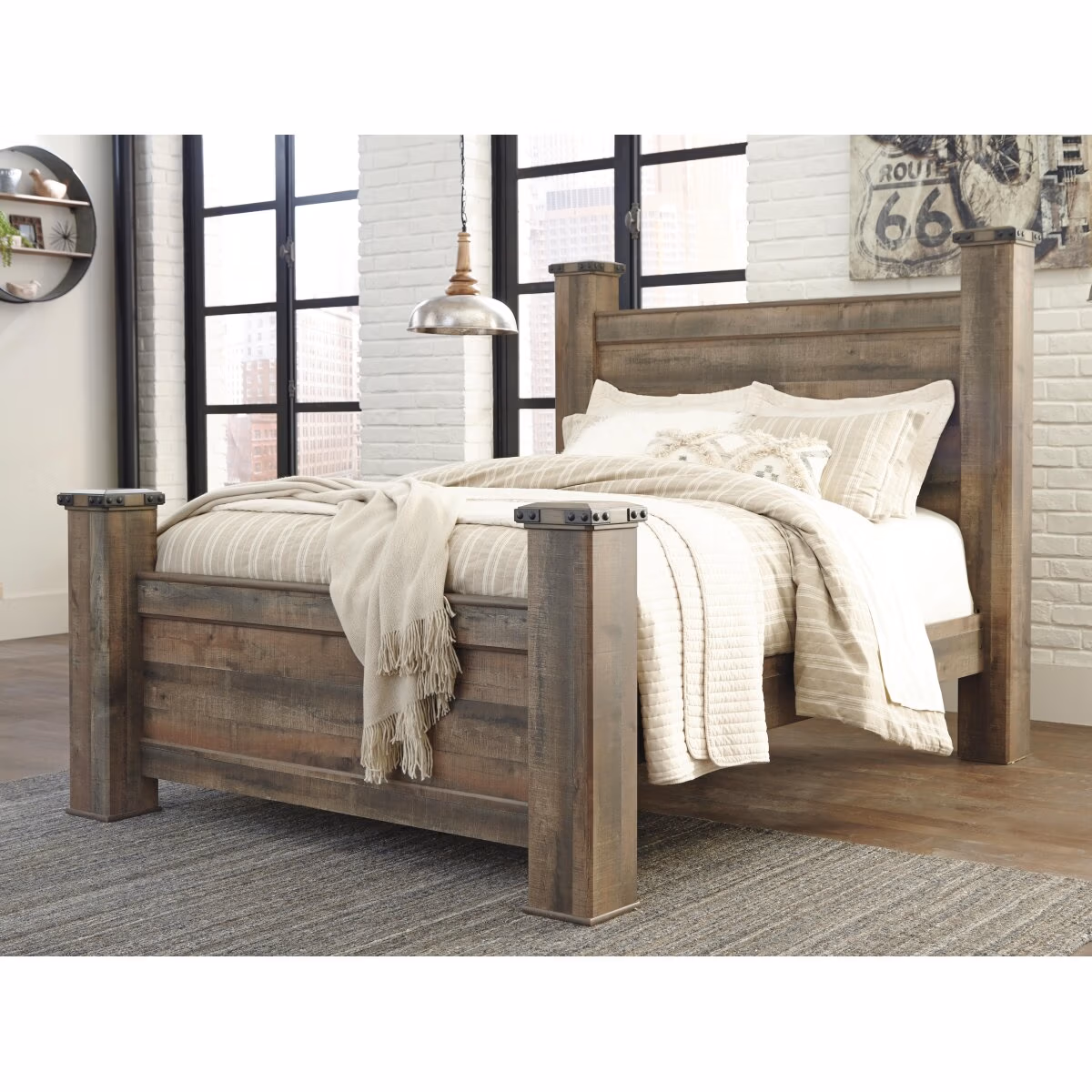 Trinell Queen Poster Bed - Image 3